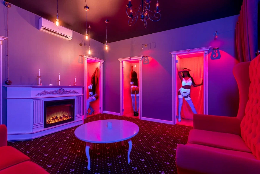 Реальные фото салона эротического массажа Жара в городе Новосибирск