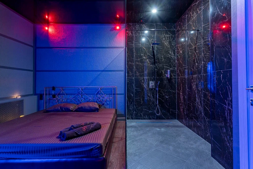 Реальные фото салона эротического массажа Жара в городе Новосибирск